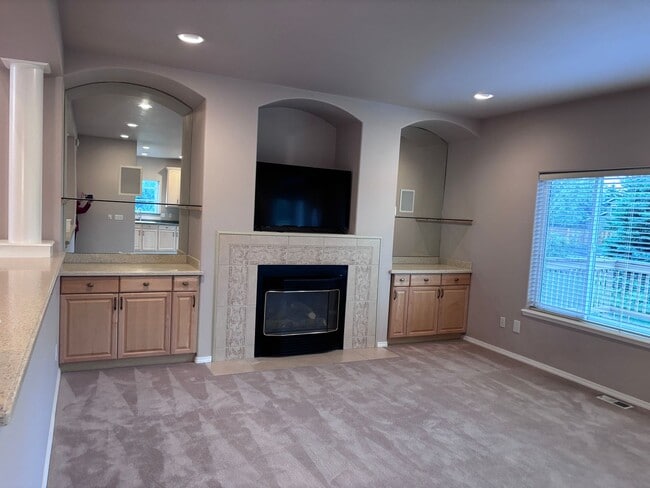 Photo - Beautiful South Anchorage Home!