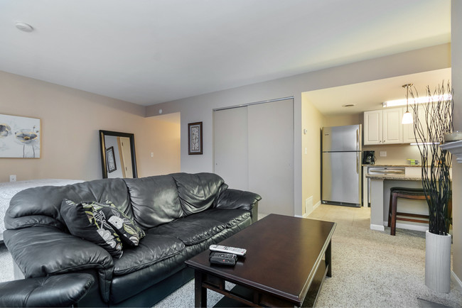 Photo - 527 D'onofrio Dr Condo Unit 1