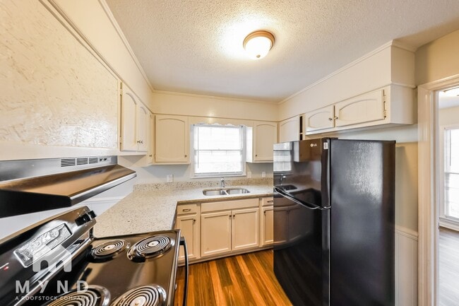 Photo - 609 23rd Ln NW