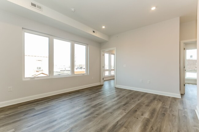 Photo - 953 Belmont Ave Unit 953 Belmont Avenue  05