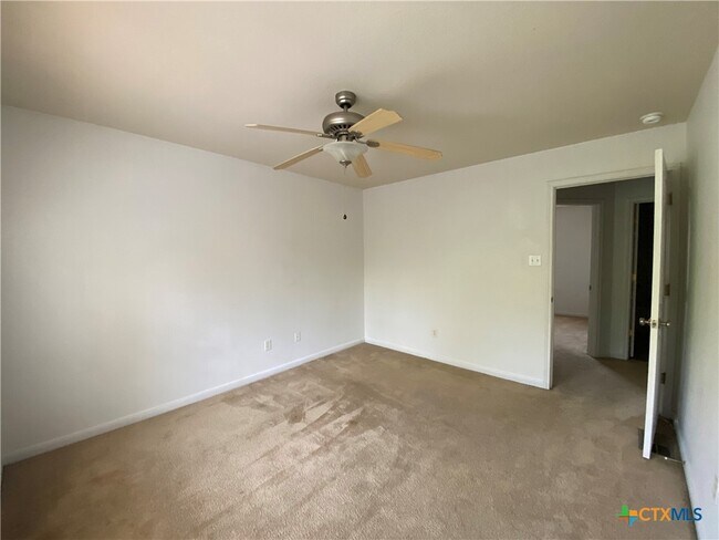 Building Photo - 401 S 42nd St Unit C