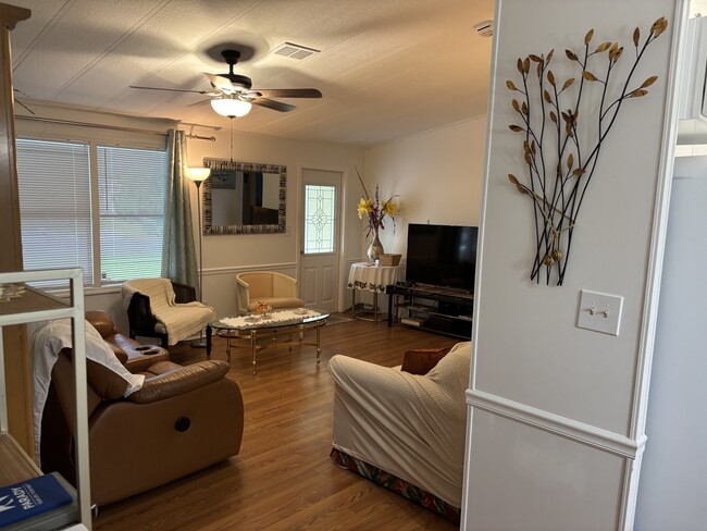 Photo - 631 Tracy Dr
