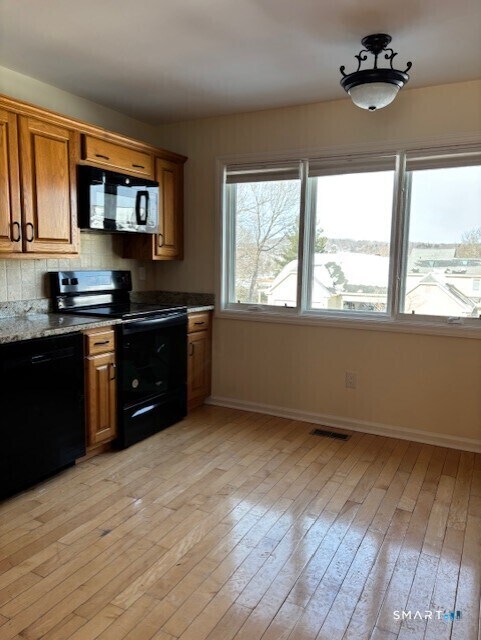 Photo - 12 Boulevard Dr Unit 15-102