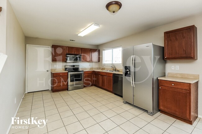 Photo - 8115 Wesson Rd