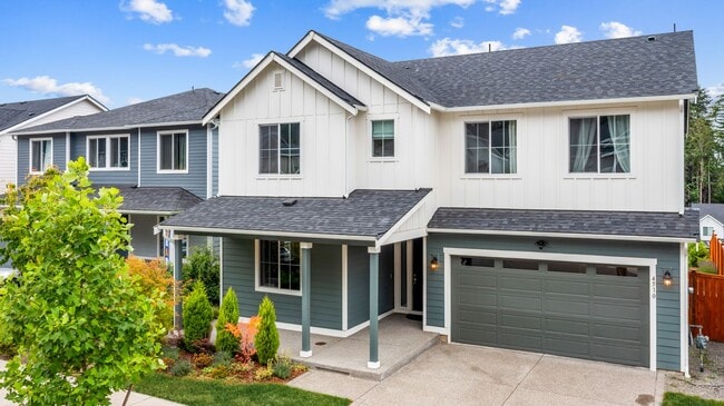 Building Photo - Spacious Two-Story in Port Orchard