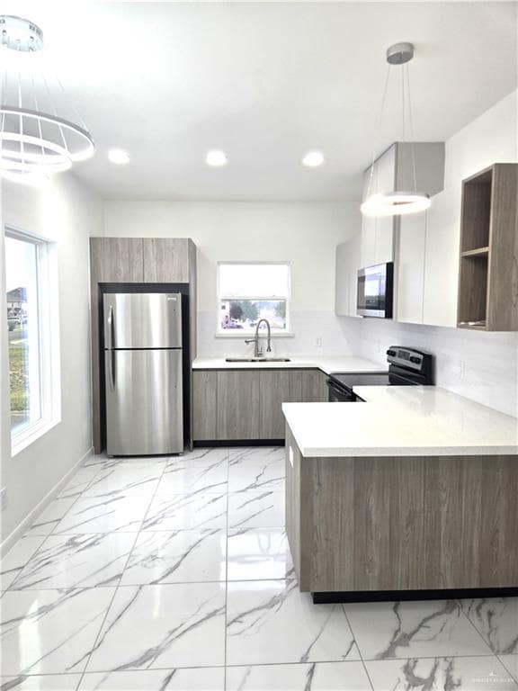 Photo - 14 Magdalena St Unit 2