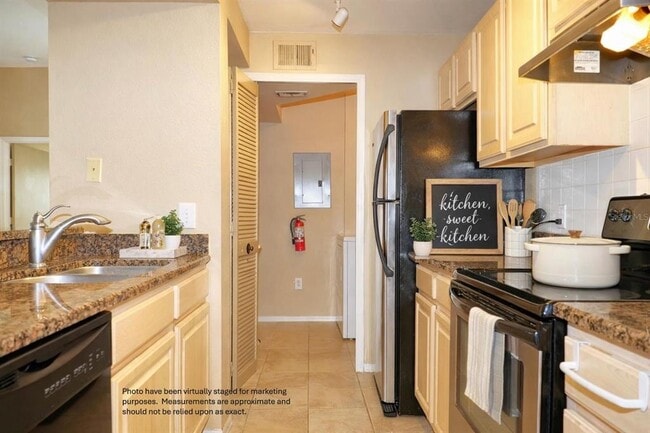 Photo - 408 Summit Ridge Pl Unit 312