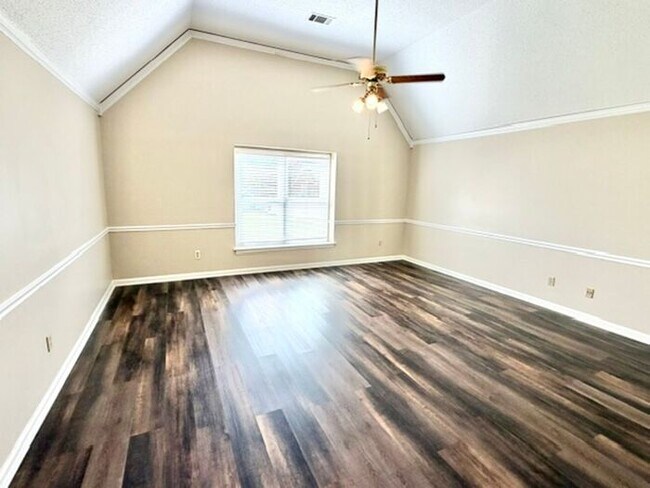 Now Leasing A 4 Bedroom Bath Home In Cordova!