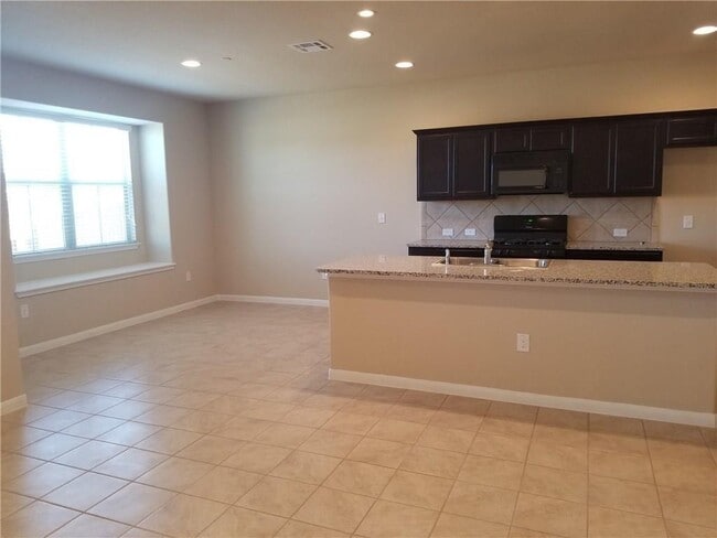 2880 Donnell Dr Unidad 103