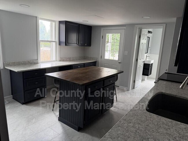 Photo - 20 E Prospect St