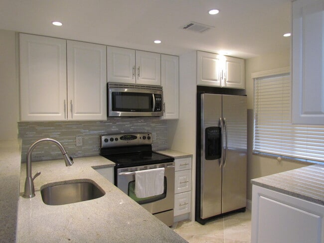 Building Photo - 21951 Soundview Terrace Unit 207 Rental