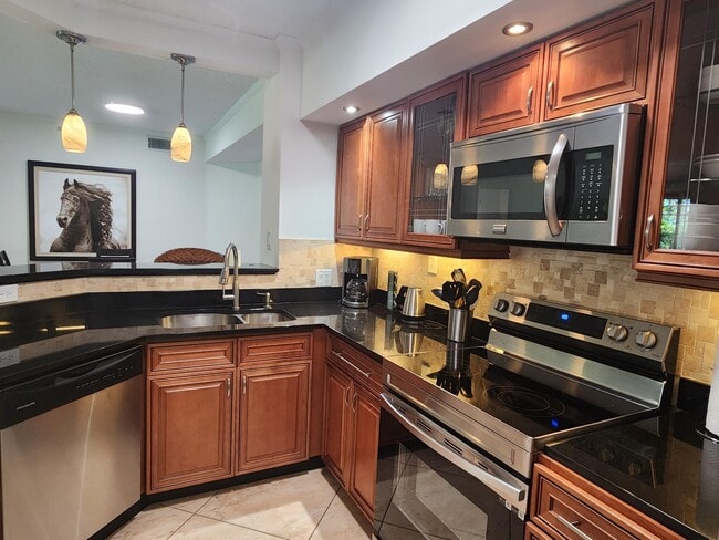 Photo - 11790 St Andrews Place Unidad 205