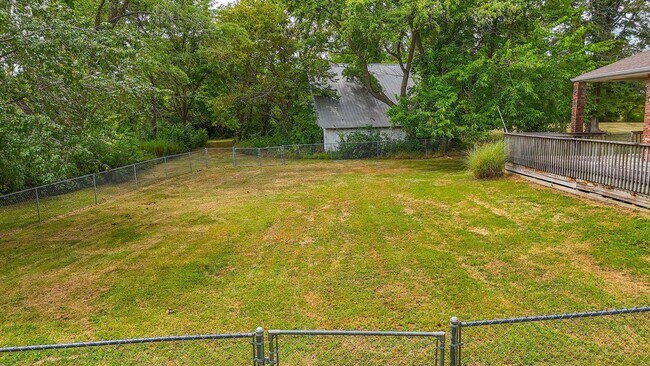 Photo - Private 3BR Brick Home with Scenic View