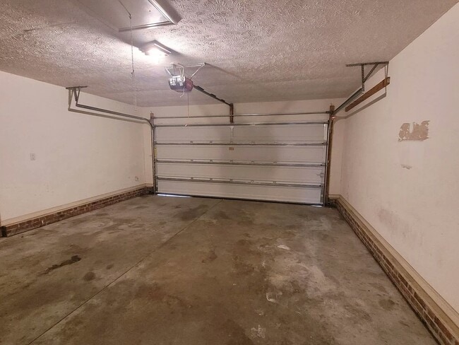 Photo - 317 Buckeye Dr