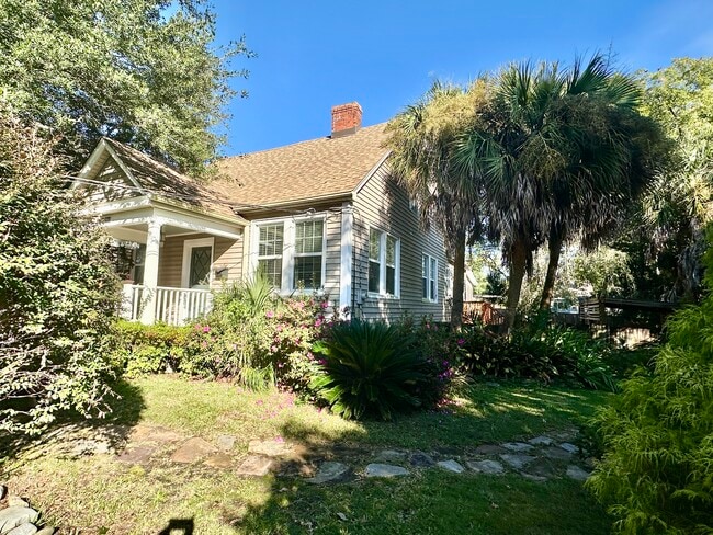 Photo - 2111 Metts Ave