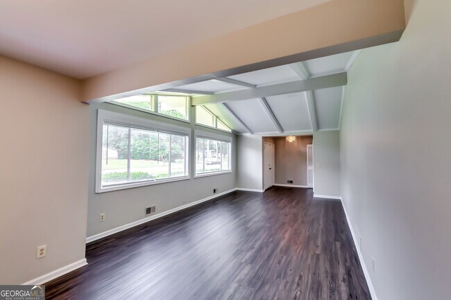 Photo - 4342 Riverwood Cir