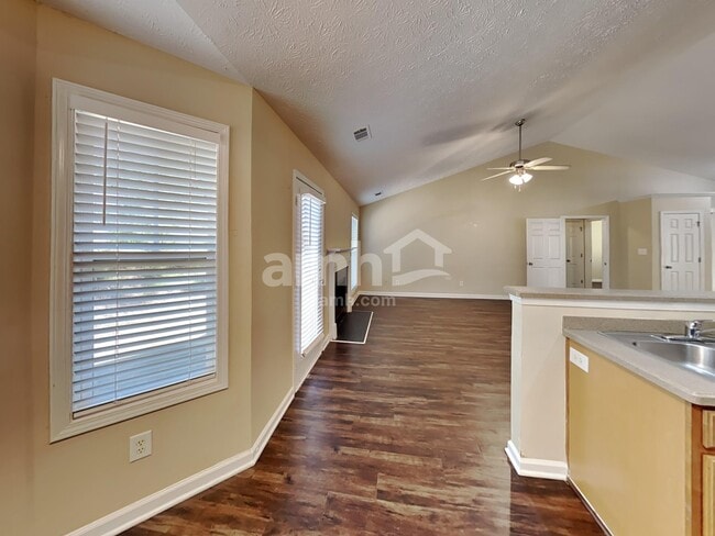 303 Cole Creek Dr