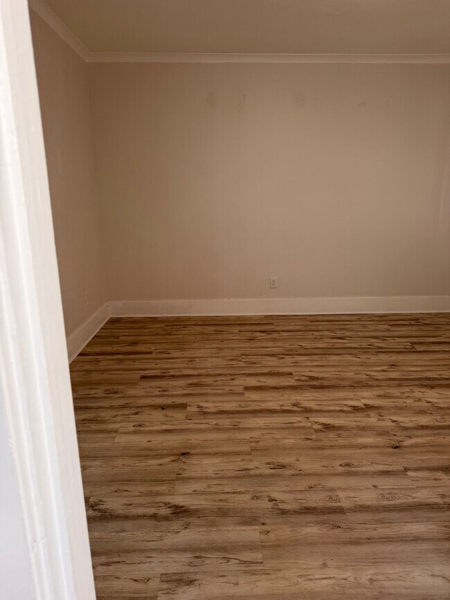 1663 Miller St Unit 1