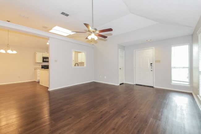 Photo - 9723 Pinehurst Ln