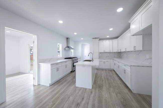 Photo - 501 Magnolia Ave