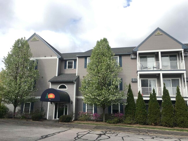 Photo - 99 Eastern Ave Apartamento Unidad 301