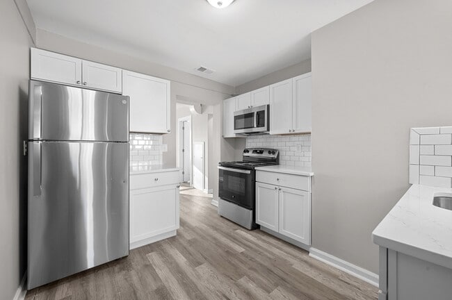 Building Photo - 6735 Ford Ave