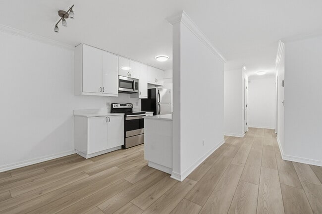 Photo - 821 Douglas Ave Unit 104