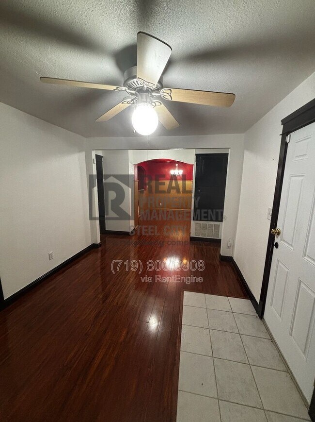 Photo - 703 Jackson St