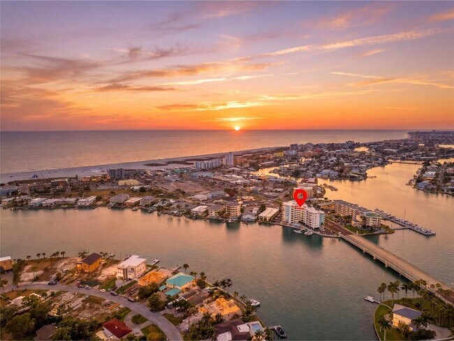 Photo - 285 107th Ave Unit 408