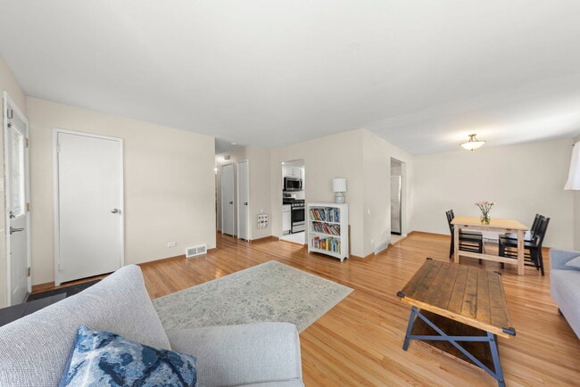 Photo - 221 S Linden Ave