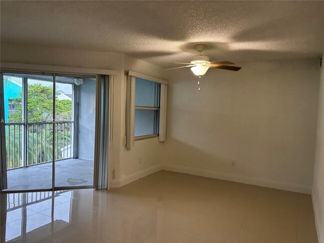 Photo - 2662 SE 19th Ct Unit 205-E