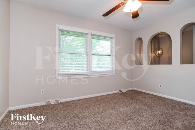 Photo - 7305 NW 76 Pl