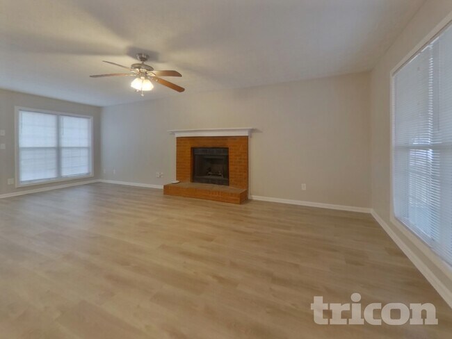 Photo - 1480 Watson Ridge Trail