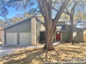 Building Photo - 2934 Oak Leigh St