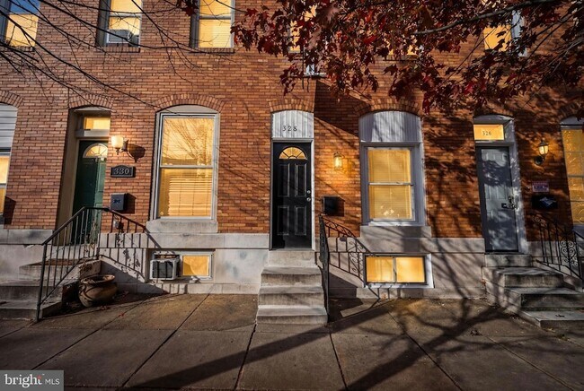 Building Photo - 328 S Macon St.