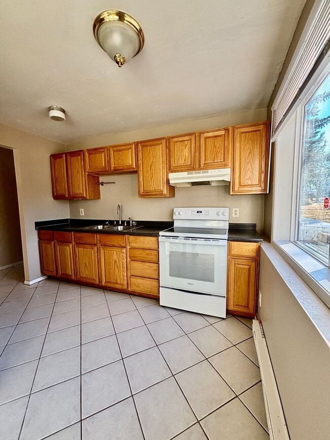 Photo - 1828 Waukesha Ave Unit 4