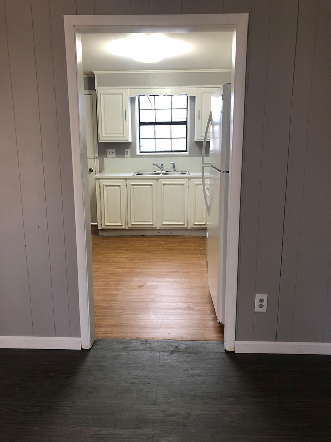 Building Photo - 426 Mt Auburn Ave Rental