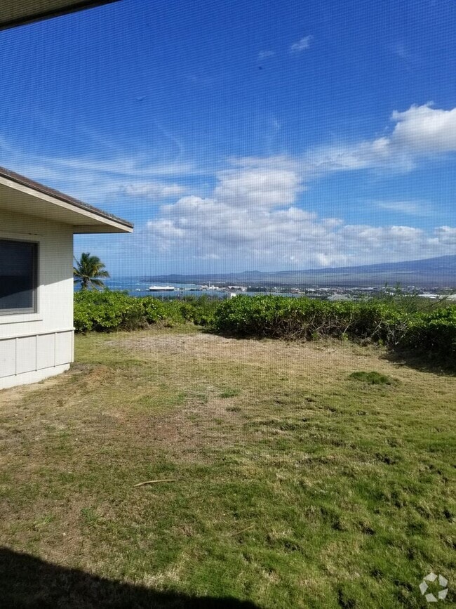Building Photo - 2bd/3bath on large property in Wailuku Rental