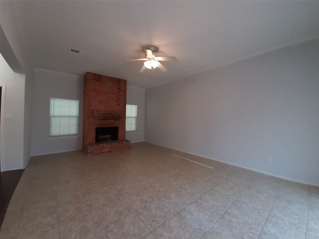 Photo - 8 Fawnchase Ct