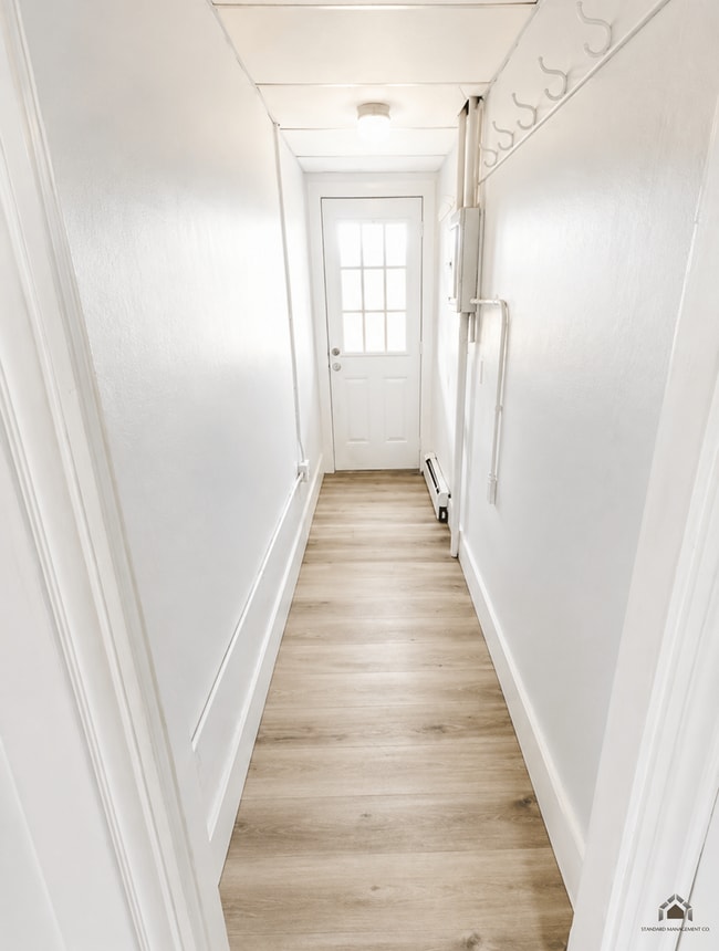 81 Main St Unit 3