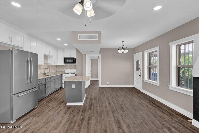 Photo - 3411 Altura Ave