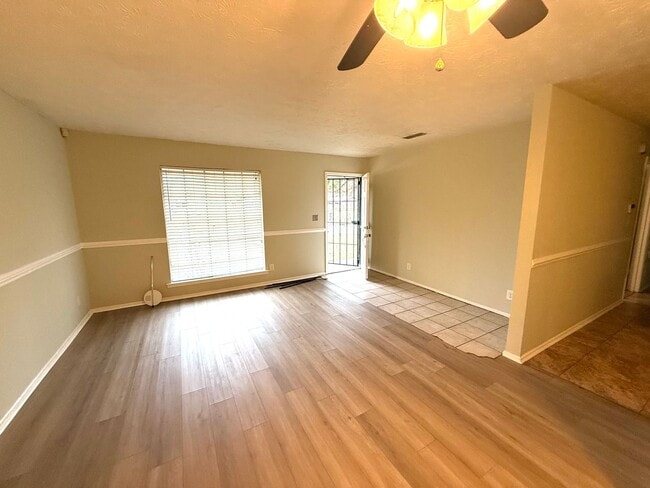 Photo - ** 3 Bed 2 Bath House located off Woodley road** Call 334-366-9198 to schedule a self tour