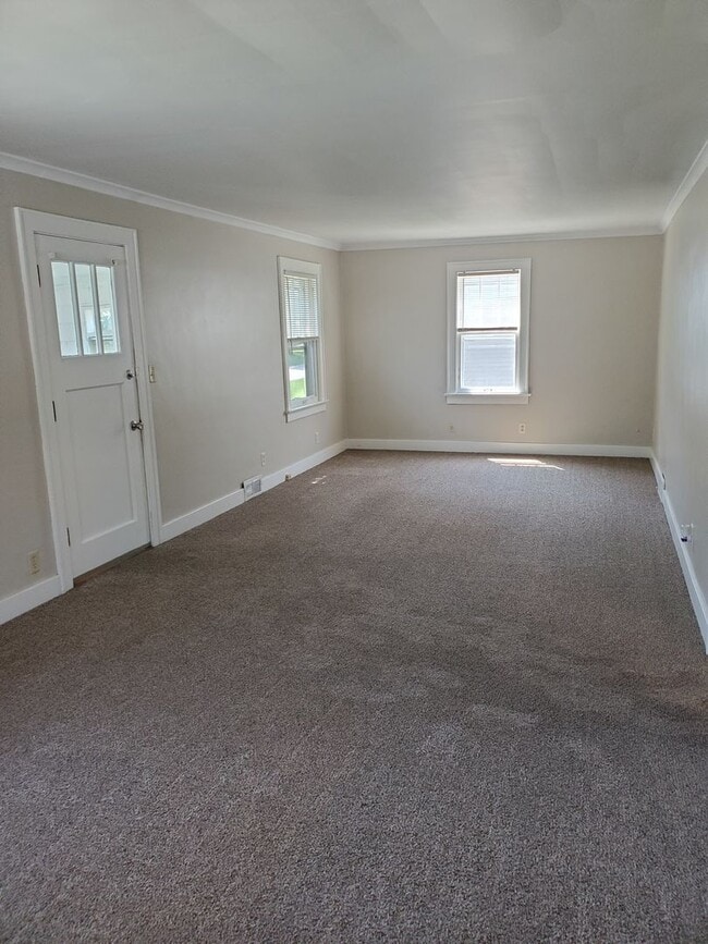 Photo - 3 Bedroom 1 Bath House in Rock Island