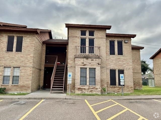 Building Photo - 1752 Tiara Trail Unit 107-A Rental