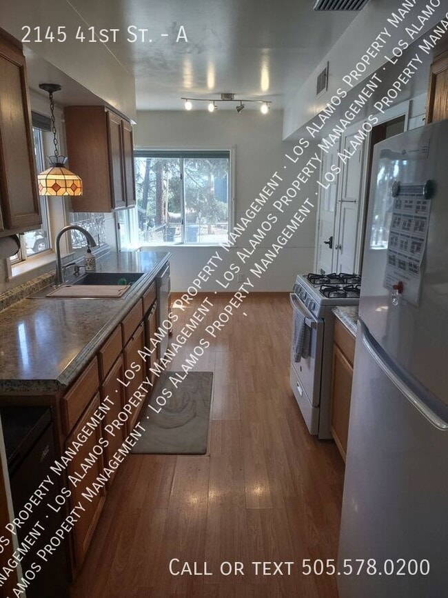 Building Photo - 2145 41st St Rental