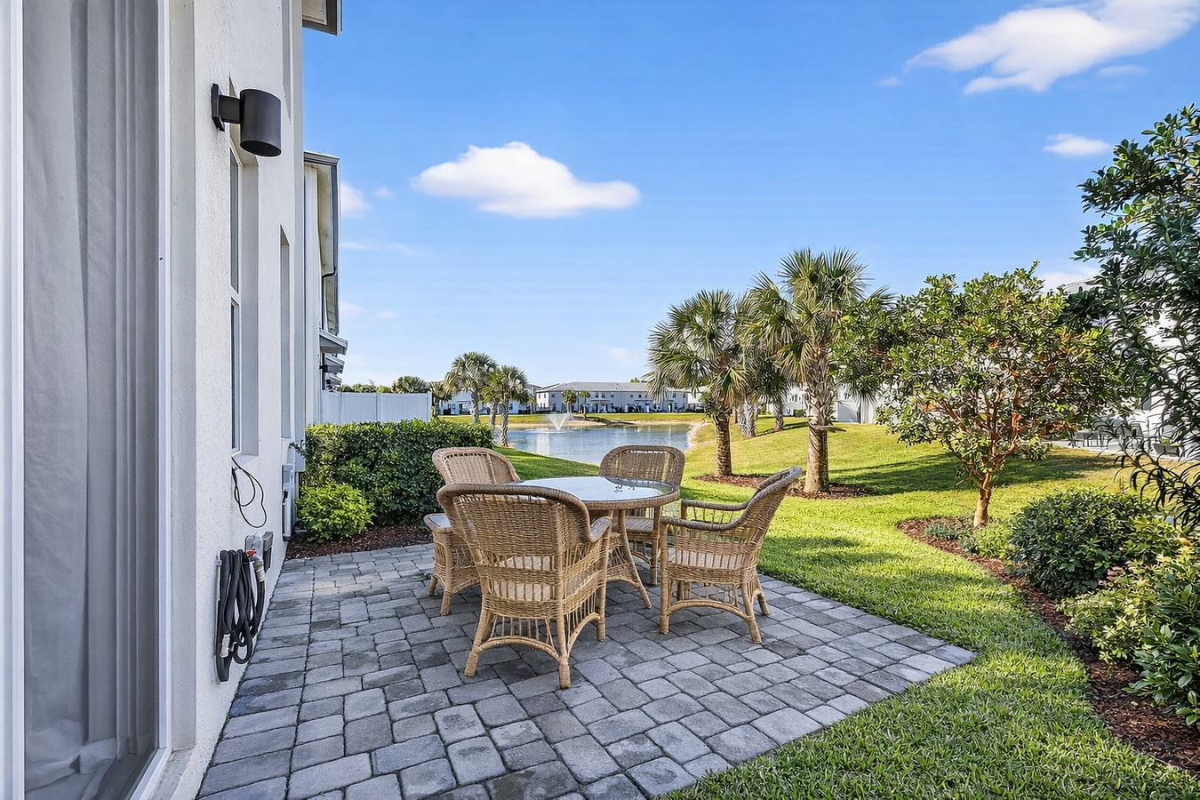 Photo - 1721 Lindley St