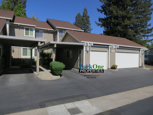 Large Town House Now Available in Martinez! - Large Town House Now Available in Martinez!