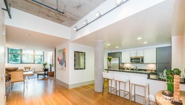 Photo - 1 S Park St Condo
