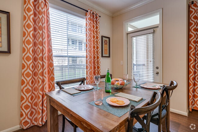 1HAB, 1BA - 802 ft² - Remington Park Apartments