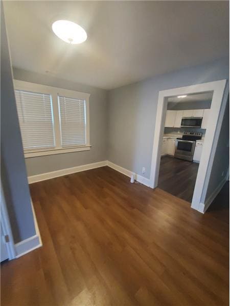 Photo - 711 W 42nd St